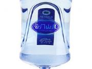 �L�ڹ���Ͱ�b�VȪˮ�������ϴ�Ͱ�VȪˮ