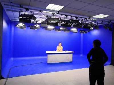 У�@�W�jֱ�������w��Q�����S�ҾW�tֱ�����